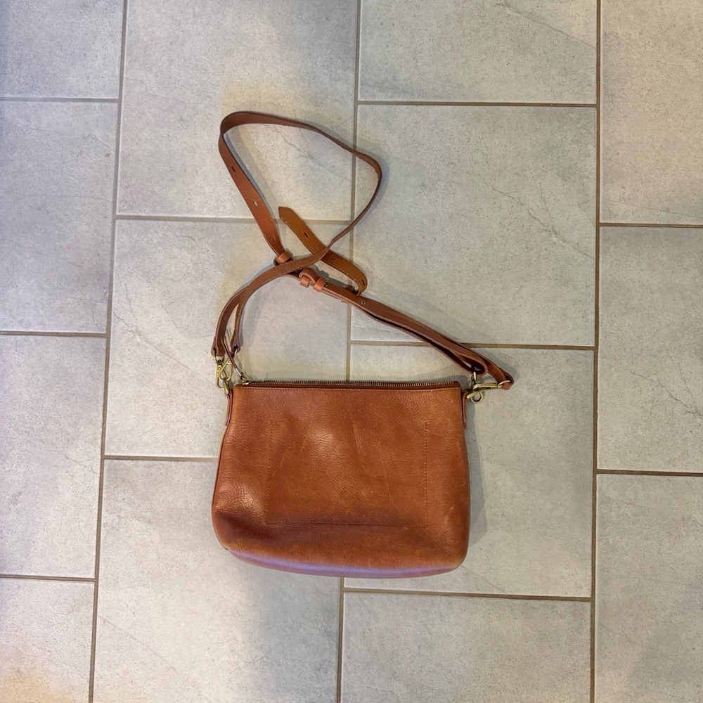 Madewell Transport Leather Crossbody Bag - Picture 2 of 5